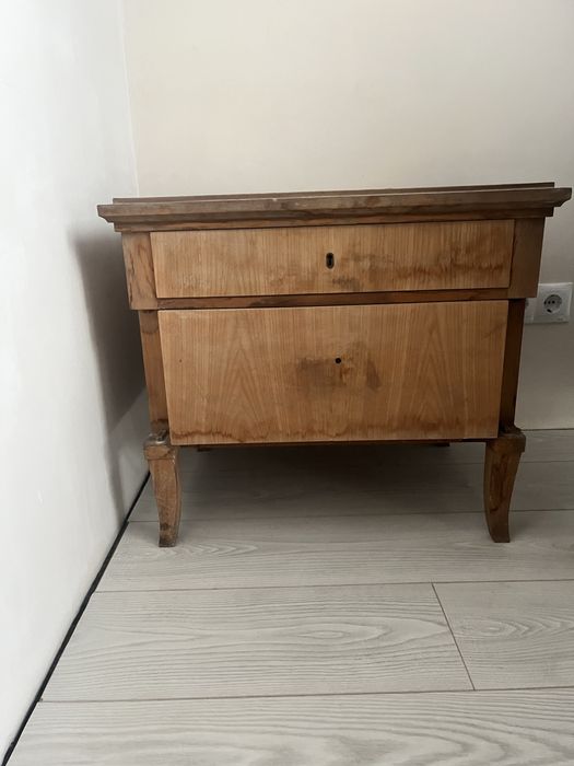 Тумба з дуба під реставрацію
