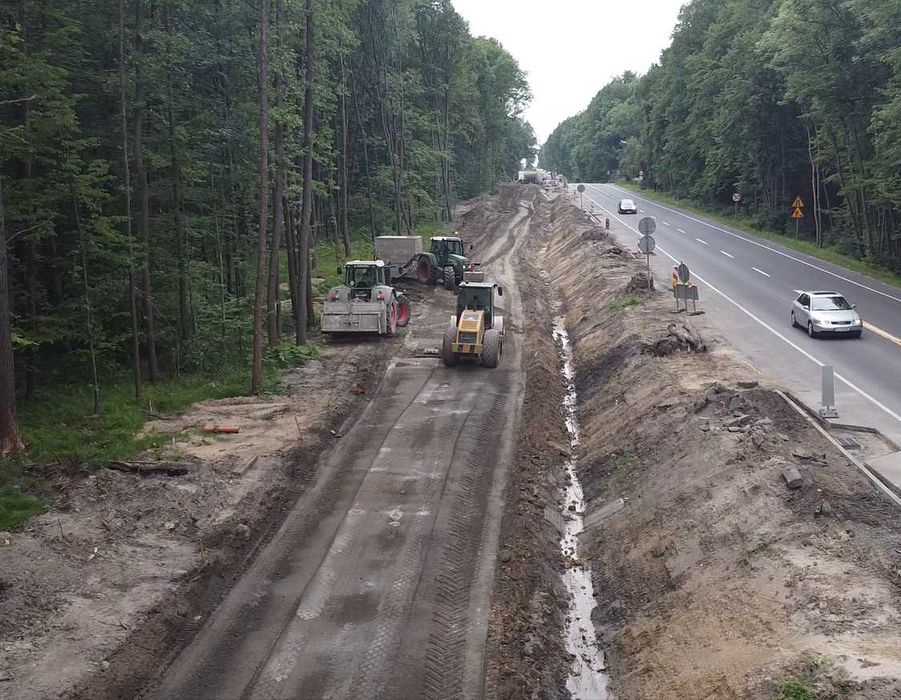 Stabilizacja gruntu Śląsk, Roboty ziemne, Wynajem spycharki CAT