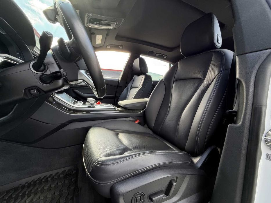 Audi Q8 quattro Prestige      2021