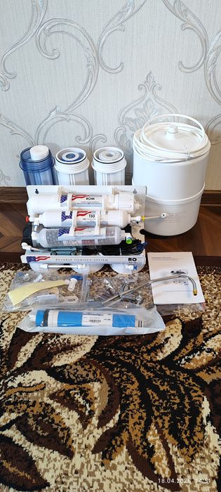 Обратний осмос с помпой.