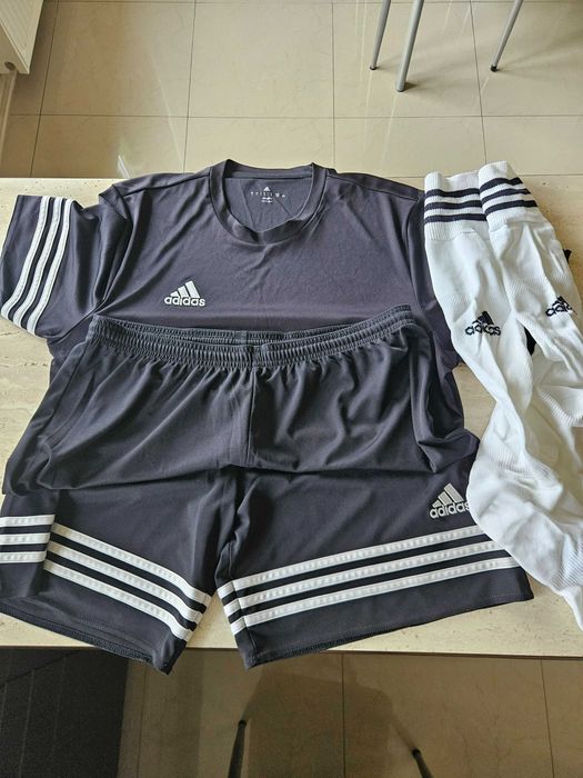 Komplet sportowy adidas L