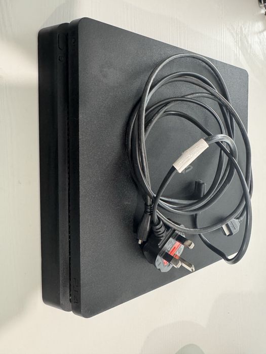 Продам Play station 4 , 500 gb , б\у ,