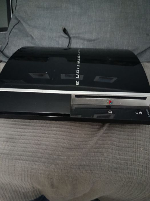 PlayStation 3 FAT CECHM03 80GB YLOD