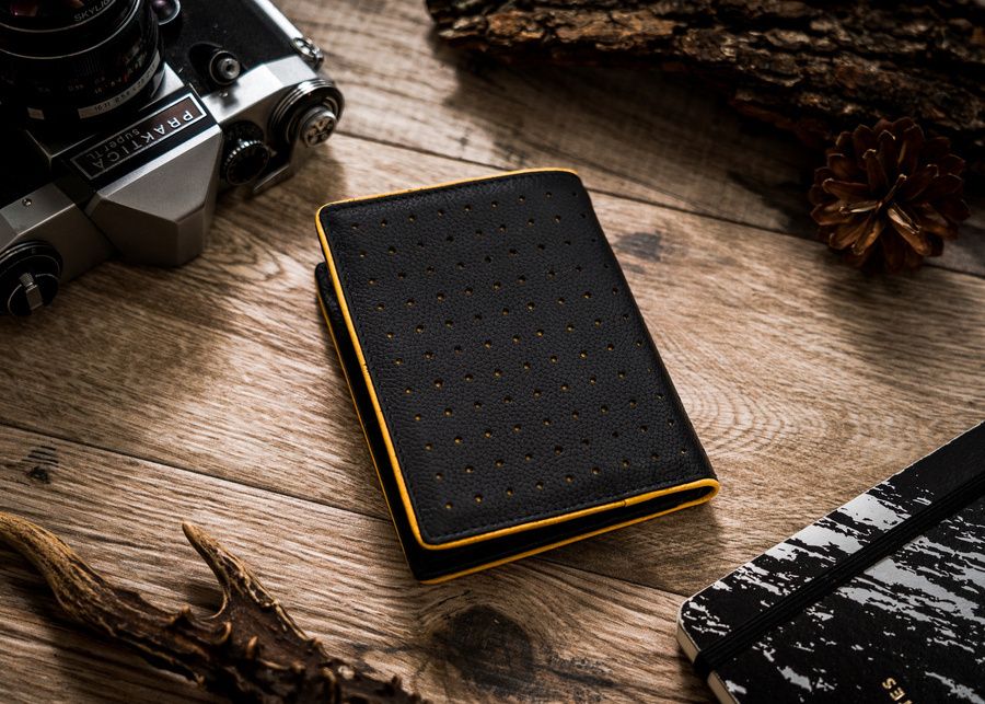 skórzany portfel męski z kontrastowym obszyciem - peterson