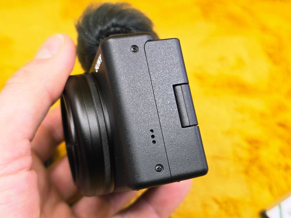 sony zv 1 - купити фототехніку, відеотехніку - Ціна на OLX.ua