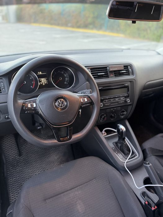 Jetta 2015 2benz АВТОМАТ