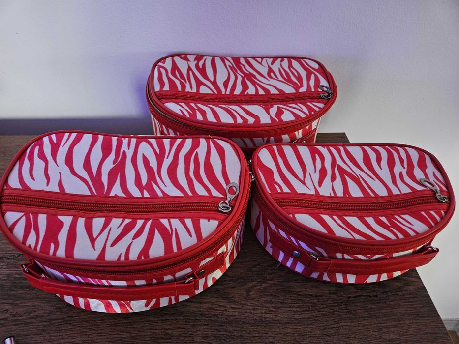 Kosmetyczka Kuferek Organizer 3w1