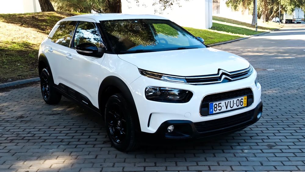 Citroën C4 Cactus 1.5 BlueHDi Shine Pack