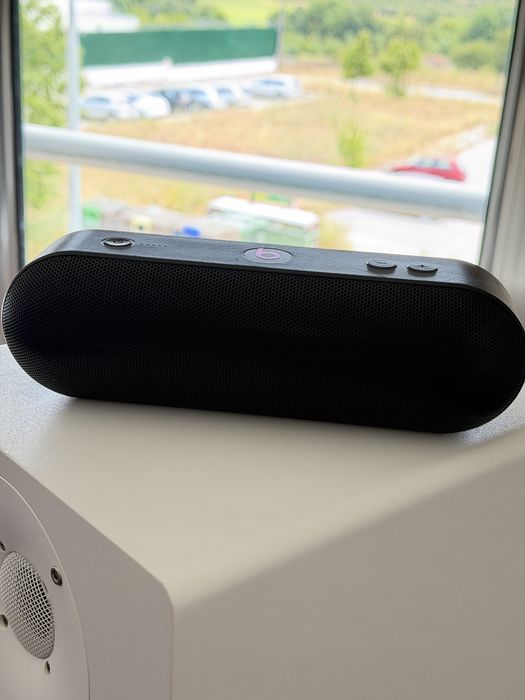 Beats Pill+ Bluetooth Speaker – Preta com Caixa Original