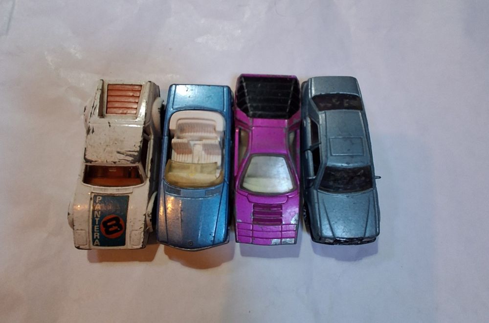 Lote de 4 miniaturas antigas Matchbox