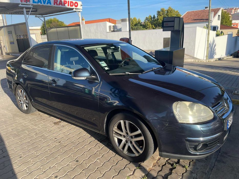 VW Jetta 1.9 TDI BlueMotion | 2008 | 174.480 km | Nacional