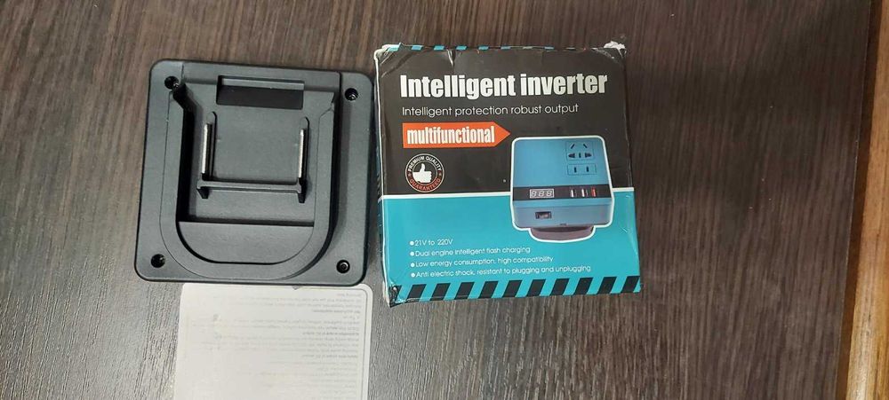 Інвертор120W під аккумулятор типу MAKITA 220в 3USB 5в 20в ивертор