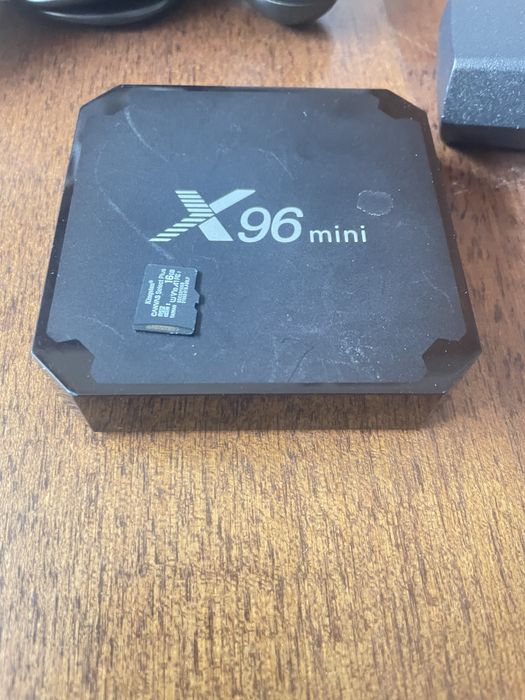 Android TV  box + consola jogos retro