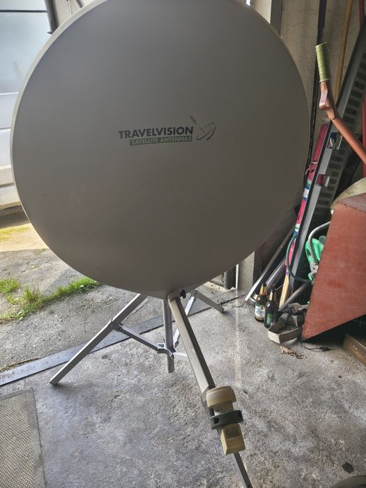 Sprzedam automatyczna antenę satelitarną