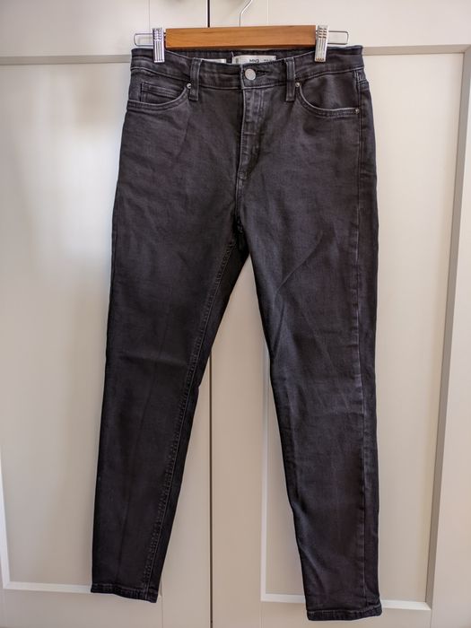 Jeansy Newisa Mango 38/M czarne spodnie rurki