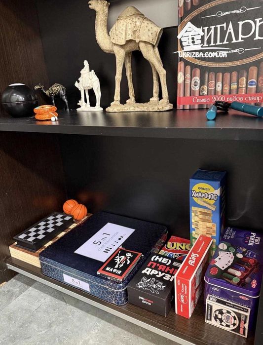 Центр. Будинок VIP-рівня. Більярд,караоке,теніс,аерохокей. До 25 осіб.