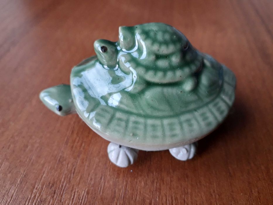 Продам керамічну статуетку слоник, черепашка та кувшинчик.