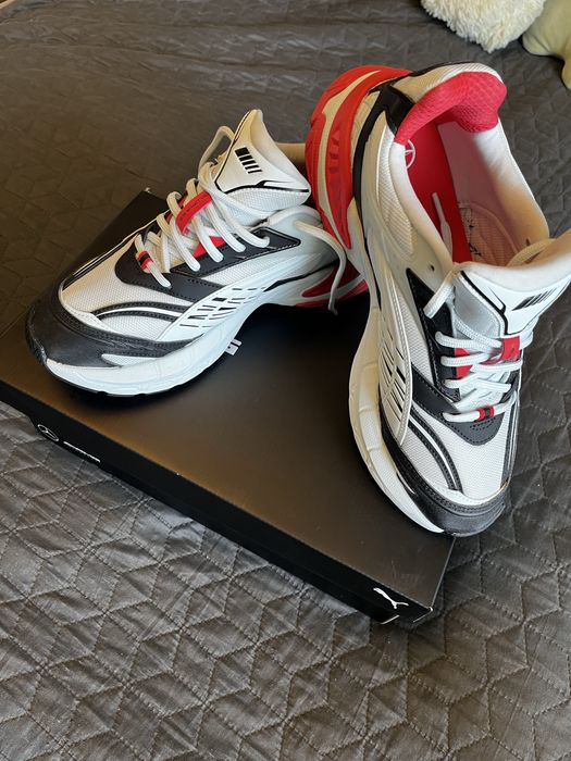 Кросівки Puma AMG Velophasis Sneakers