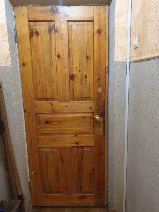 Дерев'яні двері 77х194