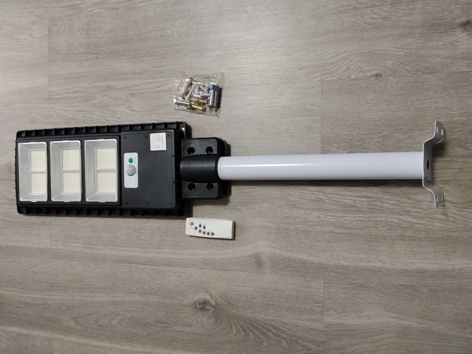 Lampa solarna uliczna
