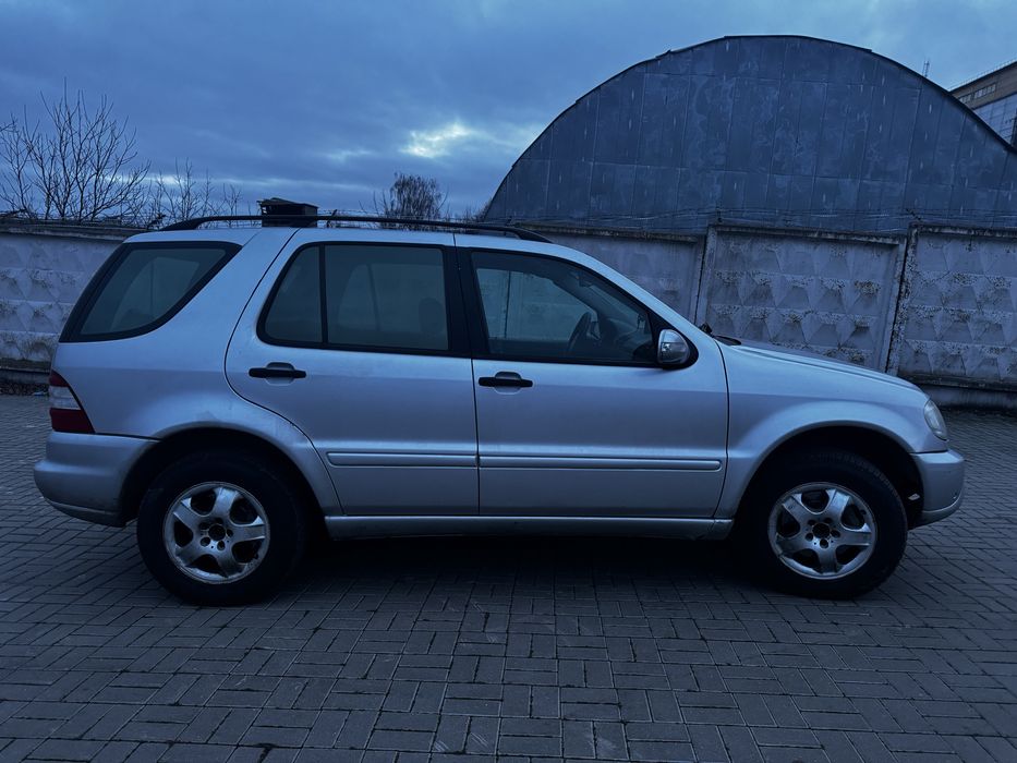 Mercedes-Benz ML270 2003
