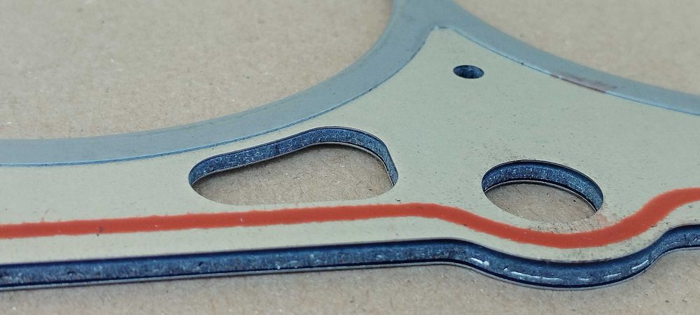 Прокладка ГБЦ • ВАЗ 2112 • метало пакет.