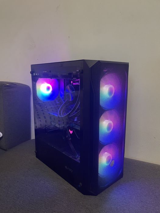 Komputer do gier (RTX 3070, Ryzen 7 7700x)