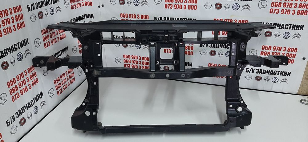 Телевизор передняя панель Volkswagen Passat B6 2005 2010 3C0805588D