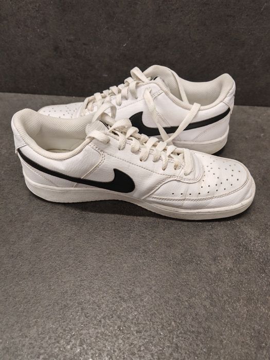 Nike court vision r. 43