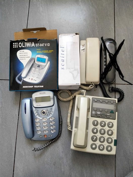 Stare telefony stacjonarne