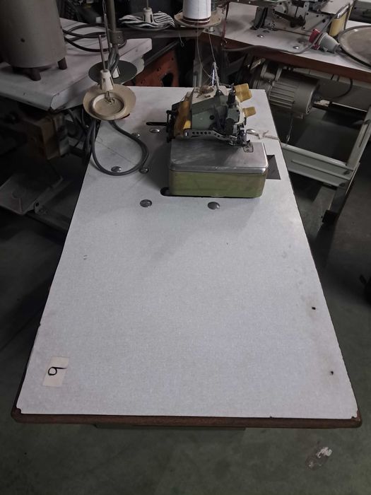 Máquina corte e cose