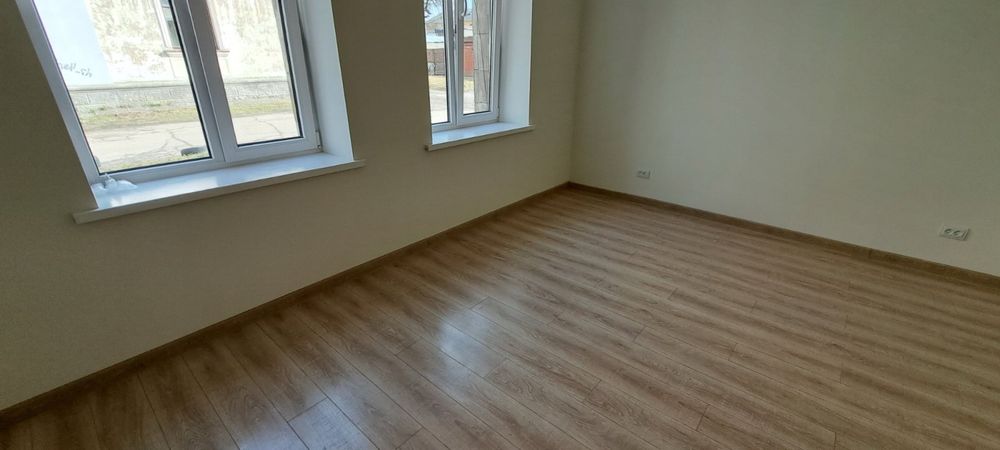 Квартира з сучасним ремонтом