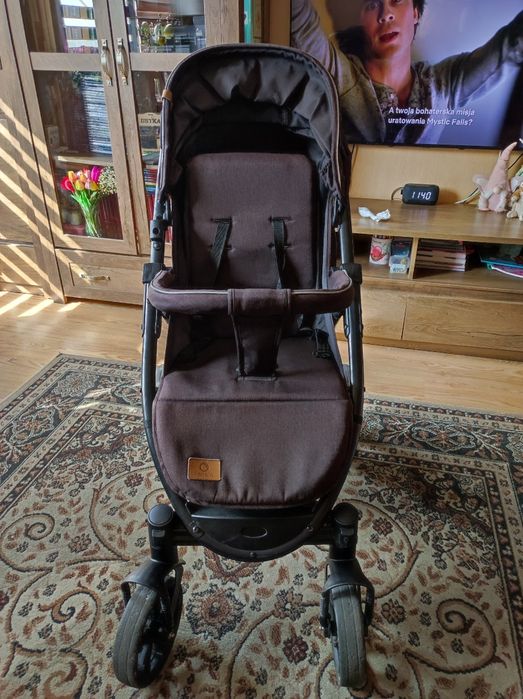 Sprzedam wózek Lionelo Annet
