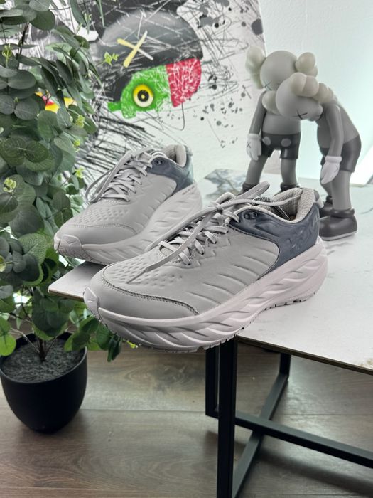 Кросівки Hoka Bondi SR 44.5 розмір Е13053