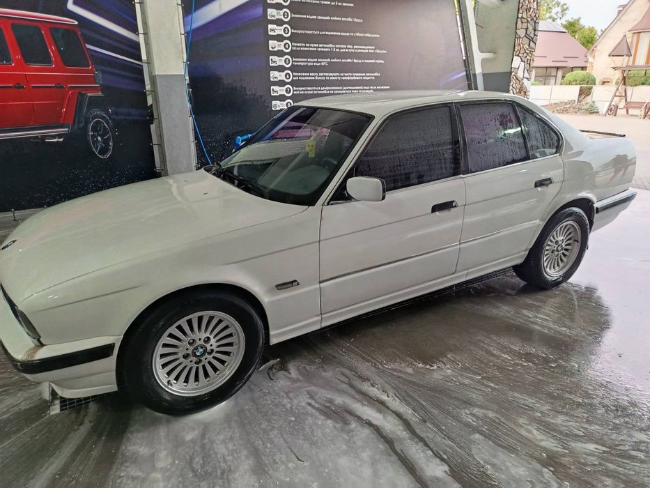 авто бмв е34 1994 року