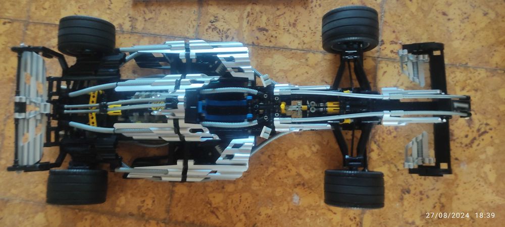 Lego technic 8458 silver champion