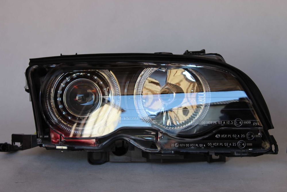 Reflektory lampy przednie przód BMW E46 COUPE 99-03 RINGI LED TUNING SMOKE IGŁA
