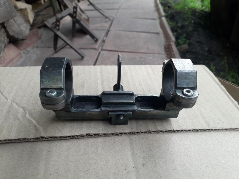 Планка с кольцами под прицел.