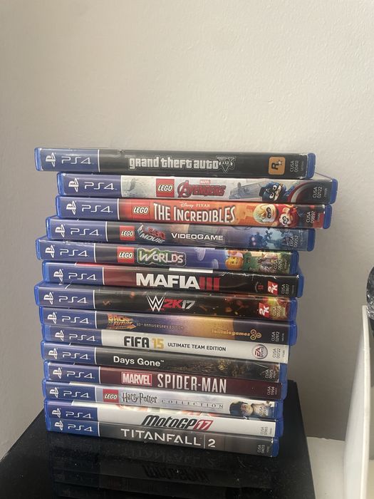 Vendo PlayStation 4