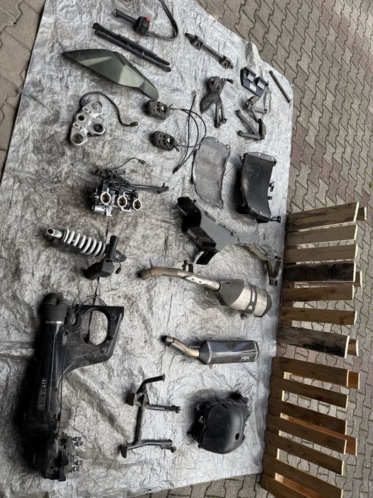 Triumph tiger 1200 czesci 2016 wachacz wydech owiewki