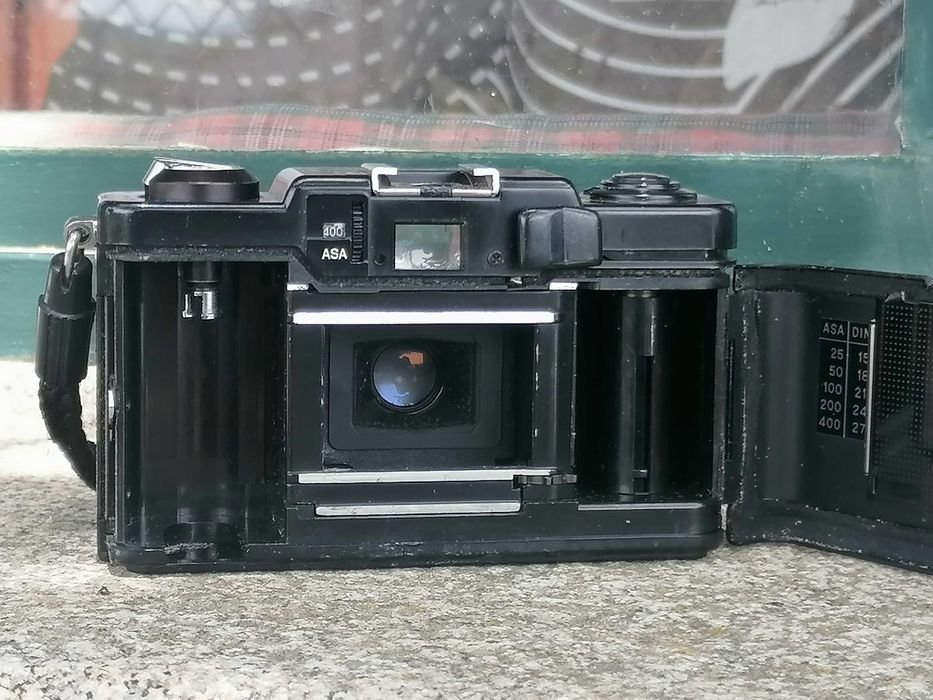 Câmara analógica Ricoh FF1