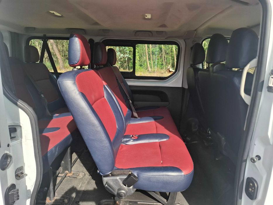 Renault Trafic 1.6 Dci Longa 9 Lugares  (COM IVA DEDUTIVEL INCLUIDO) de 2015