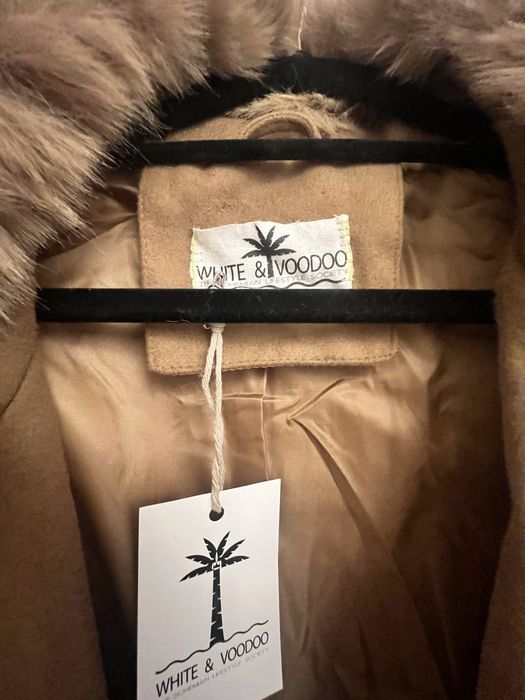Casaco comprido Whithe & Vodoo novo com etiqueta