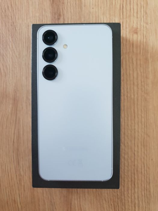Samsung Galaxy S25 512g + Galaxy Buds