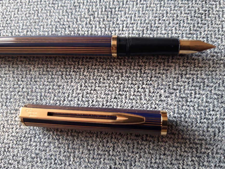 Caneta de tinta permanente "WATERMAN"