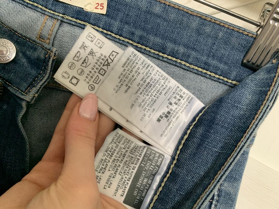 Spodnie Levis jeansowe rurki elastyczne XS/S