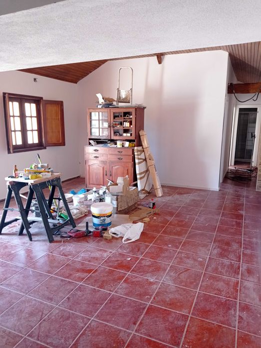 Casa T2 em quinta com outras casas