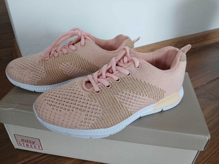Buty sportowe dziewczęce  32, lekkie