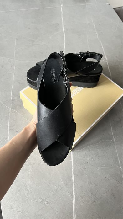 Сандалі Michael Kors