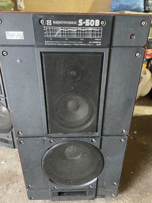 акустичну систему Radiotehnika S-50B.